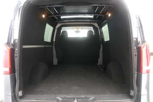 Mercedes-Benz Vito (2018) thumbnail 11