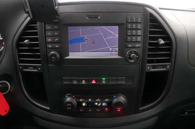 Mercedes-Benz Vito (2018) thumbnail 20