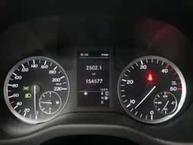Mercedes-Benz Vito (2018) thumbnail 31