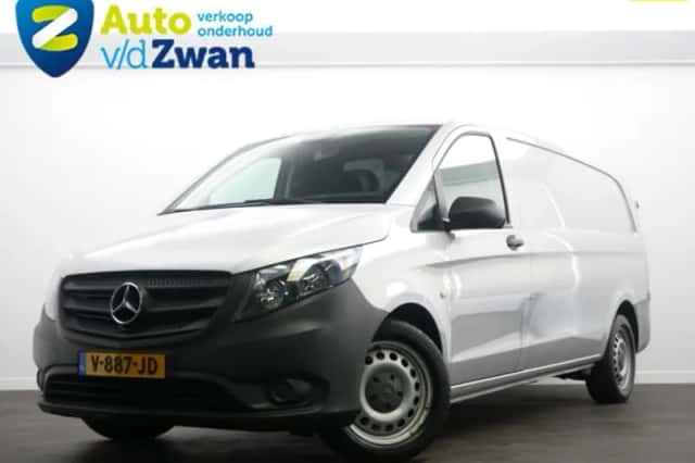 Mercedes-Benz Vito (2017) thumbnail 1