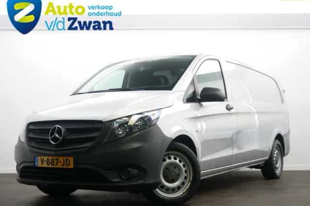 Mercedes-Benz Vito (2017) thumbnail 2