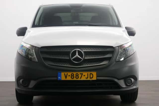 Mercedes-Benz Vito (2017) thumbnail 16