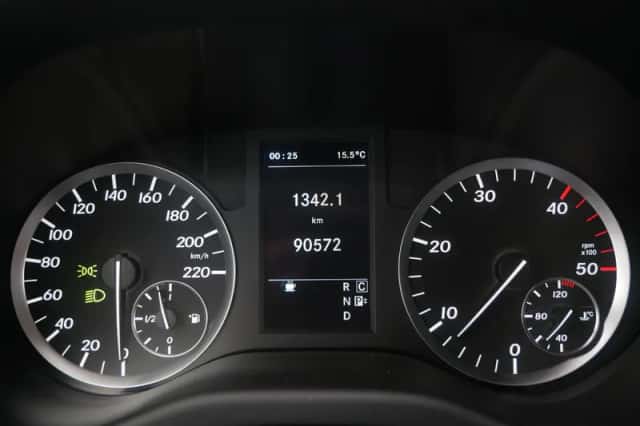 Mercedes-Benz Vito (2017) thumbnail 27