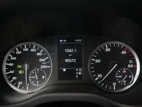 Mercedes-Benz Vito (2017) thumbnail 27