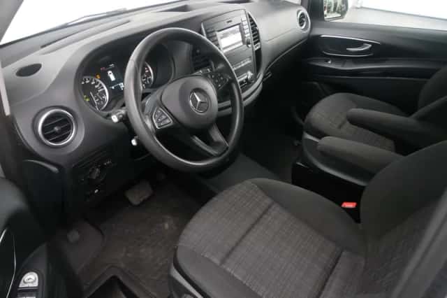 Mercedes-Benz Vito (2017) thumbnail 6