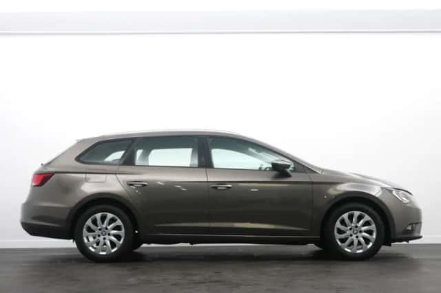 SEAT Leon (2015) thumbnail 16