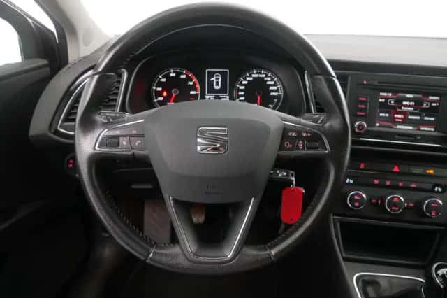 SEAT Leon (2015) thumbnail 19