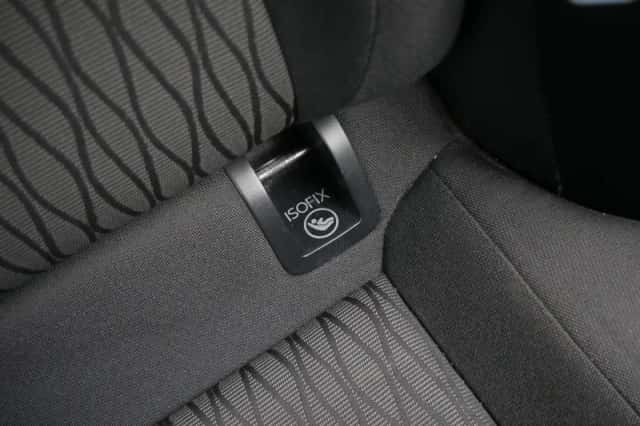 SEAT Leon (2015) thumbnail 30