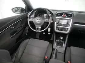 Volkswagen Eos (2011) thumbnail 24