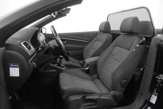 Volkswagen Eos (2011) thumbnail 7