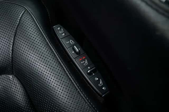 Mercedes-Benz CLS-Klasse (2013) thumbnail 32