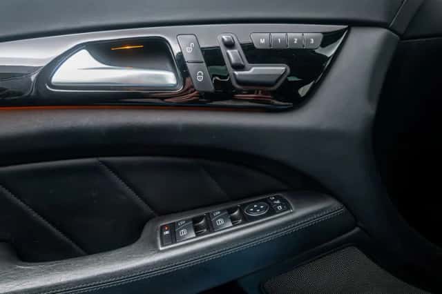 Mercedes-Benz CLS-Klasse (2013) thumbnail 37