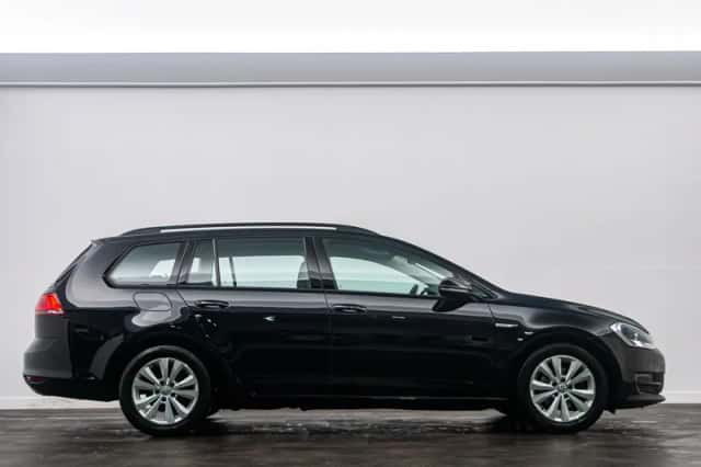Volkswagen Golf (2017) thumbnail 15
