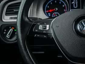 Volkswagen Golf (2017) thumbnail 28