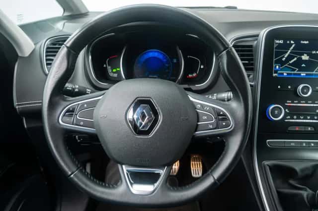 Renault Scénic (2017) thumbnail 20
