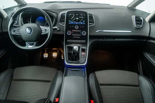 Renault Scénic (2017) thumbnail 6