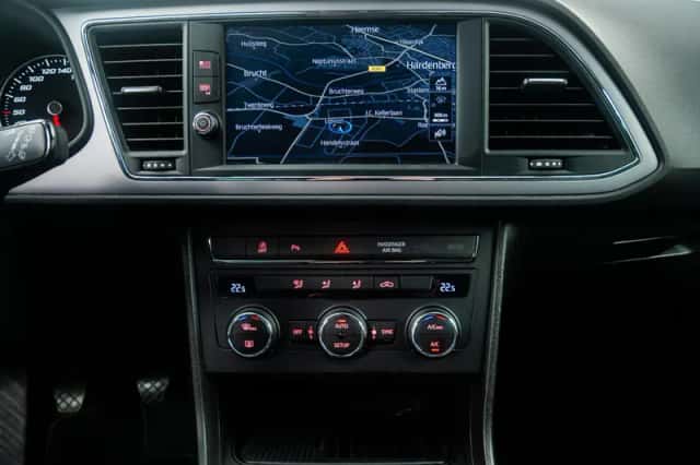 SEAT Leon (2019) thumbnail 21