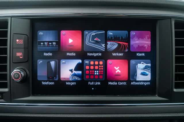 SEAT Leon (2019) thumbnail 22