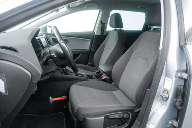 SEAT Leon (2019) thumbnail 7