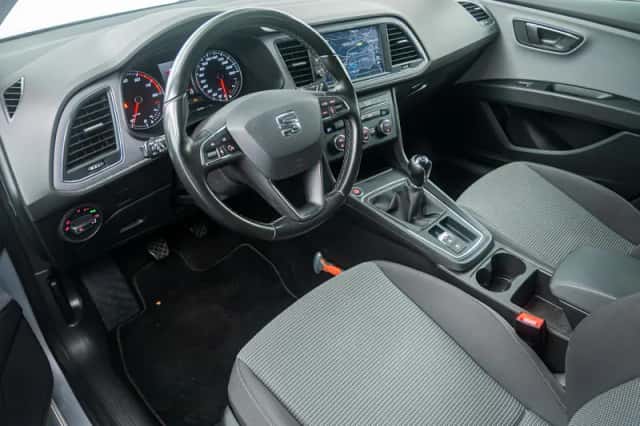 SEAT Leon (2019) thumbnail 8