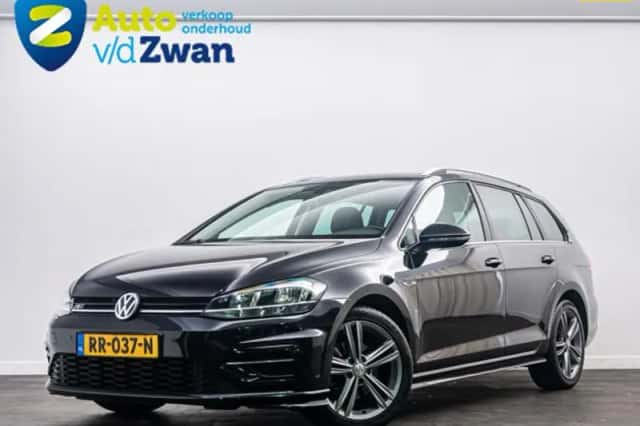Volkswagen Golf (2018) thumbnail 1