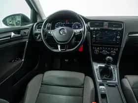 Volkswagen Golf (2018) thumbnail 19