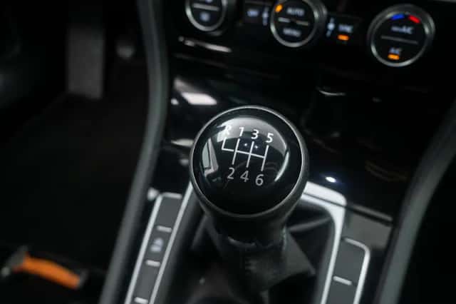 Volkswagen Golf (2018) thumbnail 28