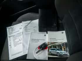 Volkswagen Golf (2018) thumbnail 33