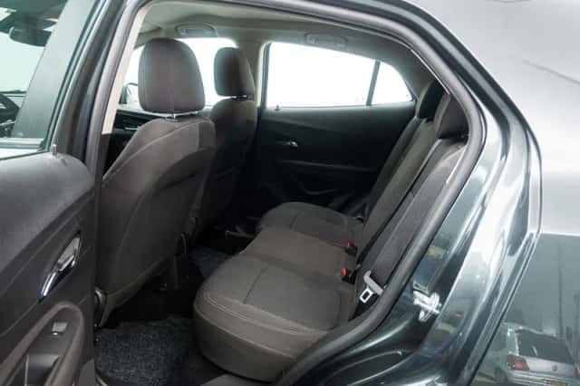 Opel Mokka (2018) thumbnail 12