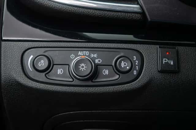 Opel Mokka (2018) thumbnail 27
