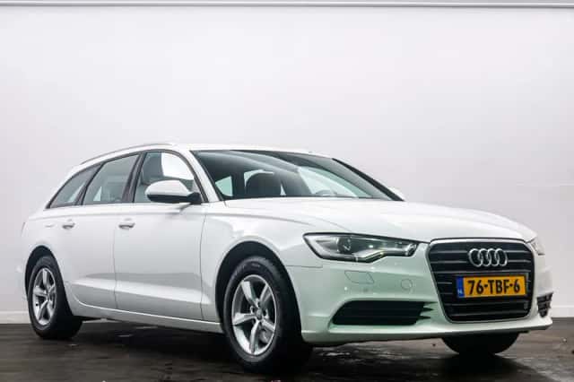 Audi A6 (2012) thumbnail 3