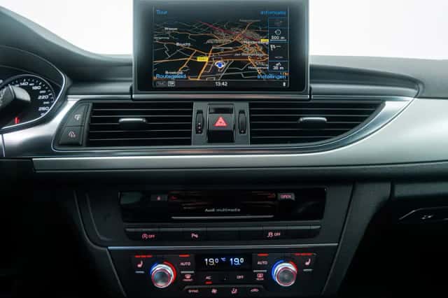 Audi A6 (2012) thumbnail 21