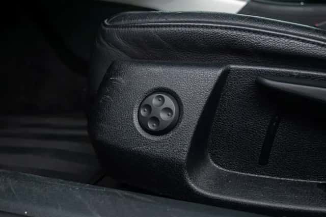 Audi A6 (2012) thumbnail 30