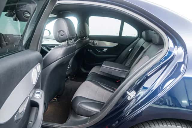 Mercedes-Benz C-Klasse (2016) thumbnail 12