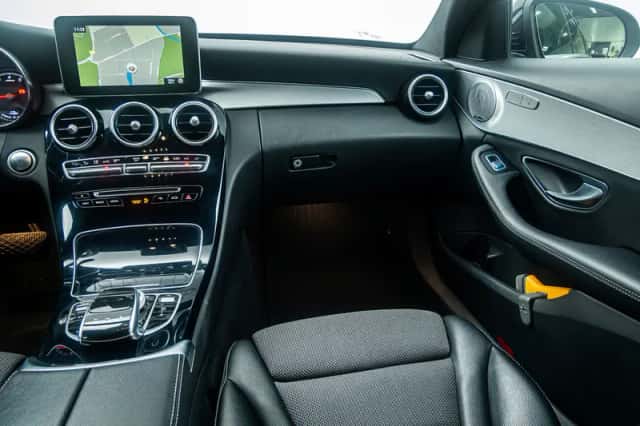 Mercedes-Benz C-Klasse (2016) thumbnail 20