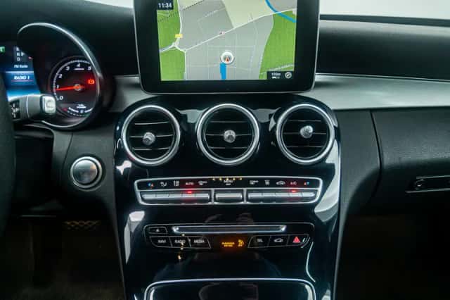 Mercedes-Benz C-Klasse (2016) thumbnail 21