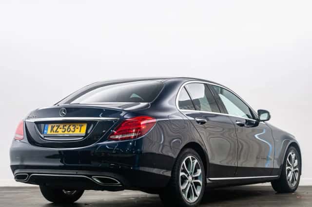 Mercedes-Benz C-Klasse (2016) thumbnail 4