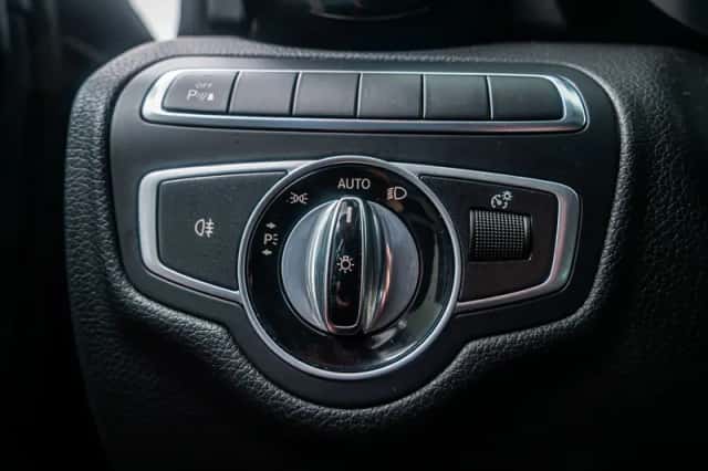 Mercedes-Benz C-Klasse (2016) thumbnail 31