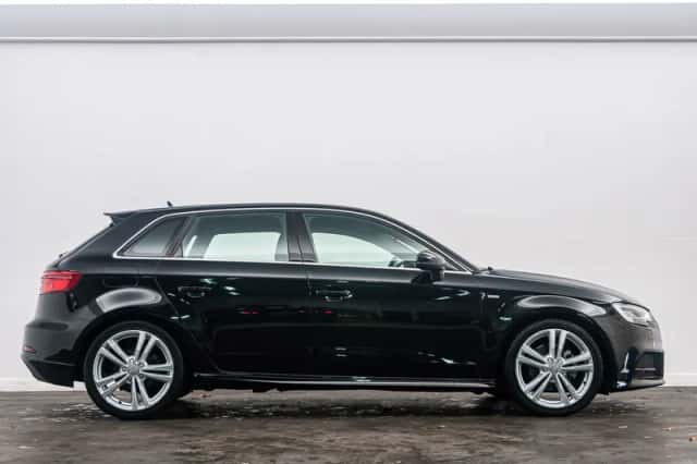 Audi A3 (2018) thumbnail 15