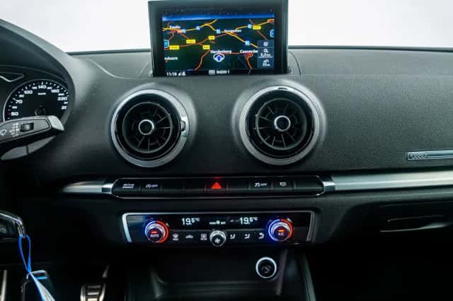 Audi A3 (2018) thumbnail 21