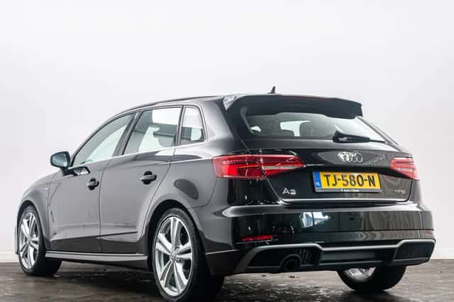 Audi A3 (2018) thumbnail 5