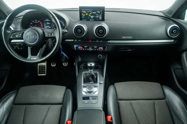 Audi A3 (2018) thumbnail 6