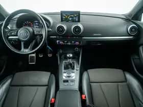 Audi A3 (2018) thumbnail 6