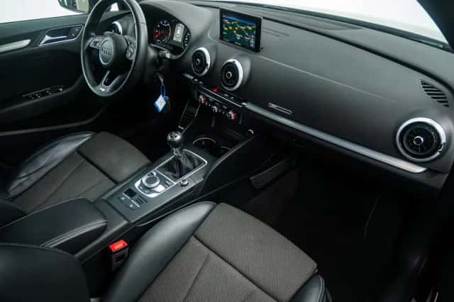 Audi A3 (2018) thumbnail 9