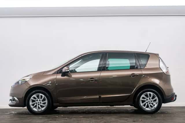 Renault Scénic (2012) thumbnail 14