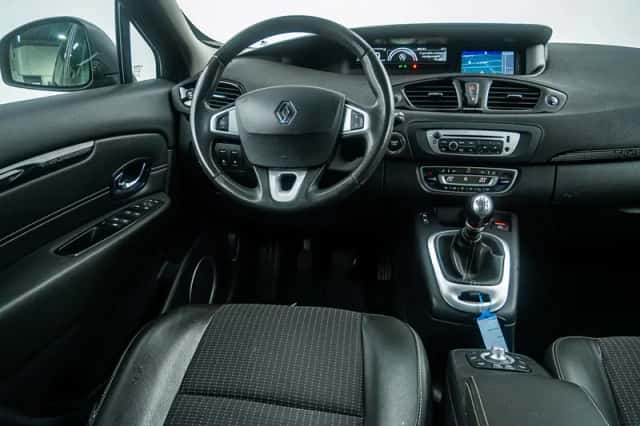 Renault Scénic (2012) thumbnail 19