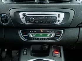 Renault Scénic (2012) thumbnail 24
