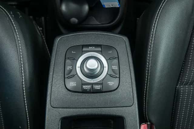 Renault Scénic (2012) thumbnail 26