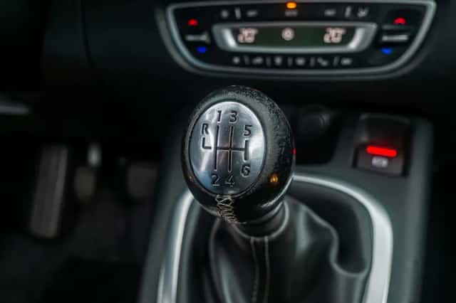 Renault Scénic (2012) thumbnail 27