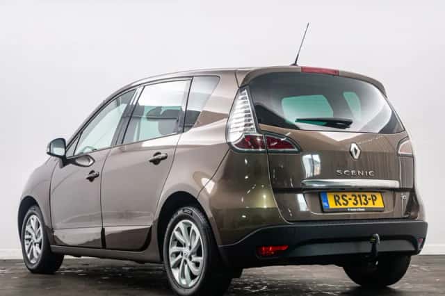 Renault Scénic (2012) thumbnail 5